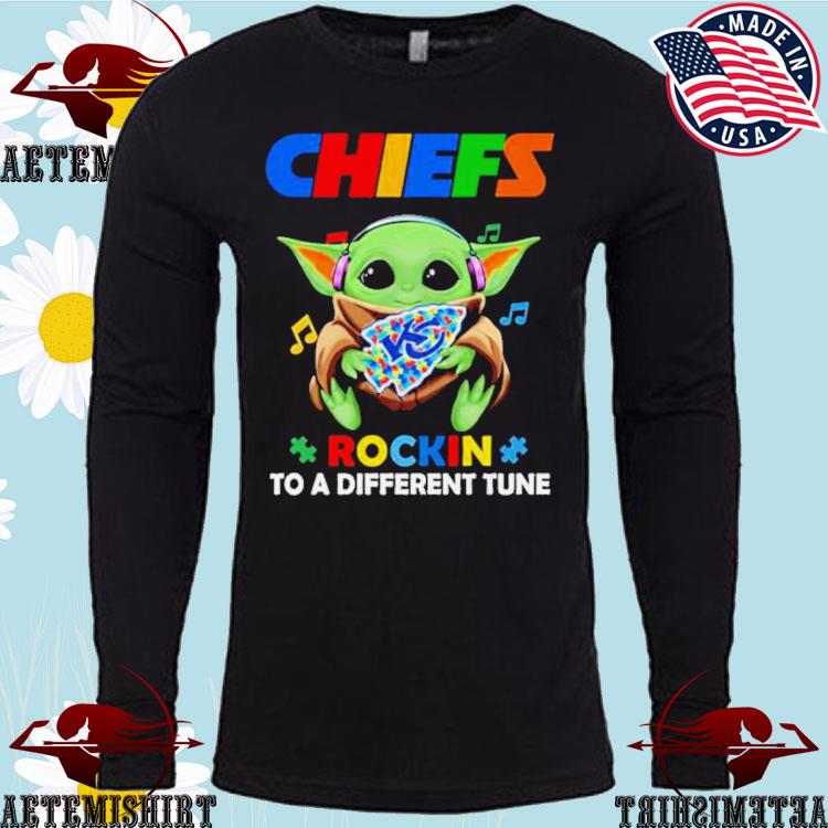 Official Kansas city Chiefs baby Yoda T-shirt, hoodie, tank top, sweater  and long sleeve t-shirt