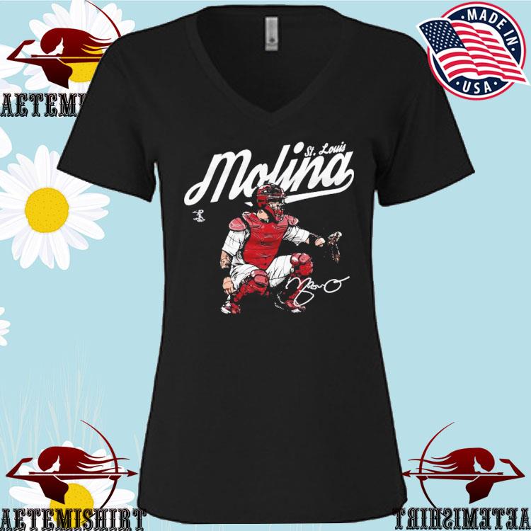 Signature - Yadier Molina T-Shirt | St. Louis Pro Baseball | Ballpark MVP | mlbpa Unisex Basic Tee / Black / SM