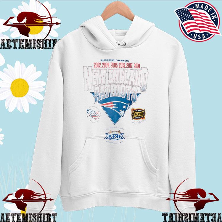 New England Patriots Graphic Super Bowl Champions shirt, hoodie, sweater,  long sleeve and tank top